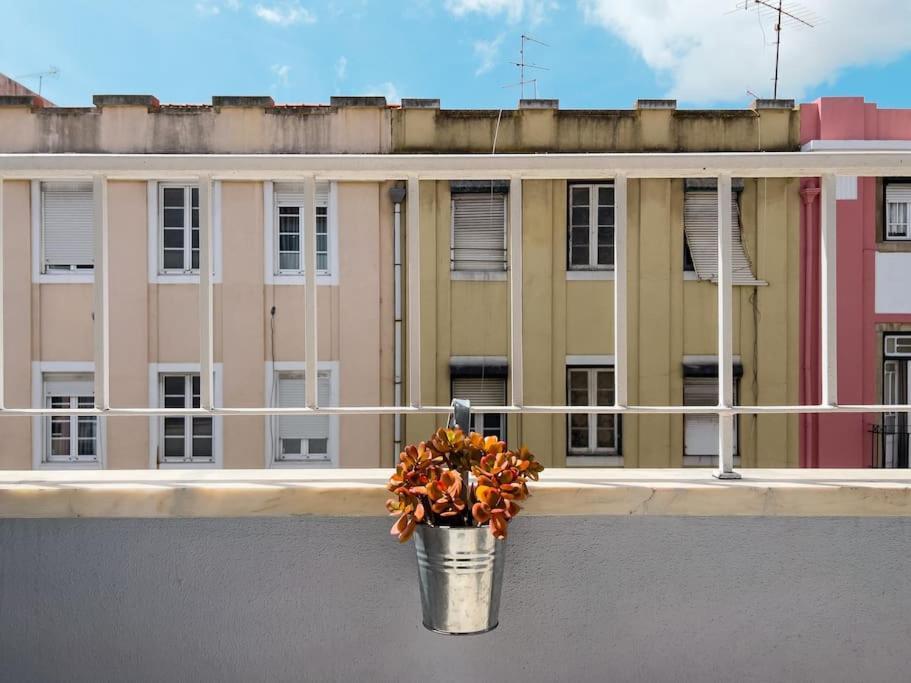 Olaias Lisbon 2 Bed Near Metro 2 Apartment ภายนอก รูปภาพ